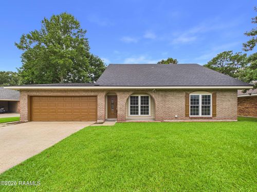 116 Dove Cir, Lafayette, LA, 70508-6102 | Card Image