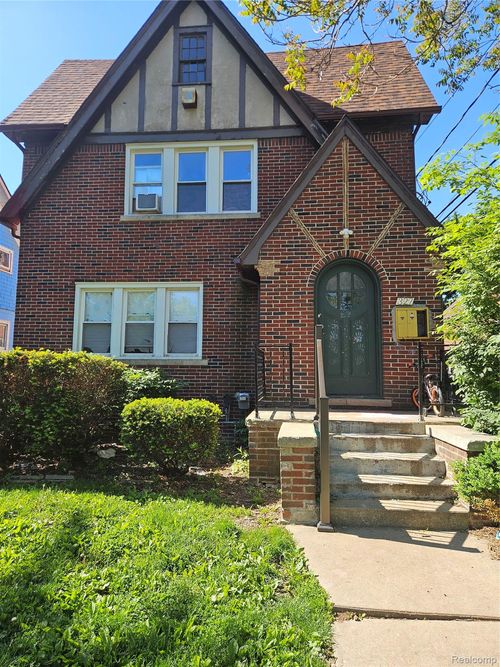 327 Liberty #3 Street, Pontiac, MI, 48341 | Card Image