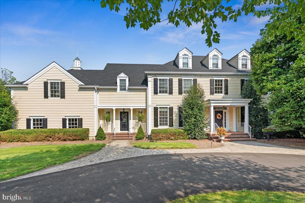 Chase Hollow Rd, Hopewell, NJ 08525