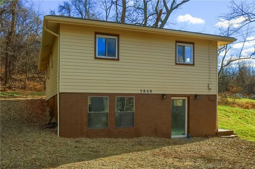 5848 Saltsburg Rd, Verona, PA, 15147-3312 | Card Image