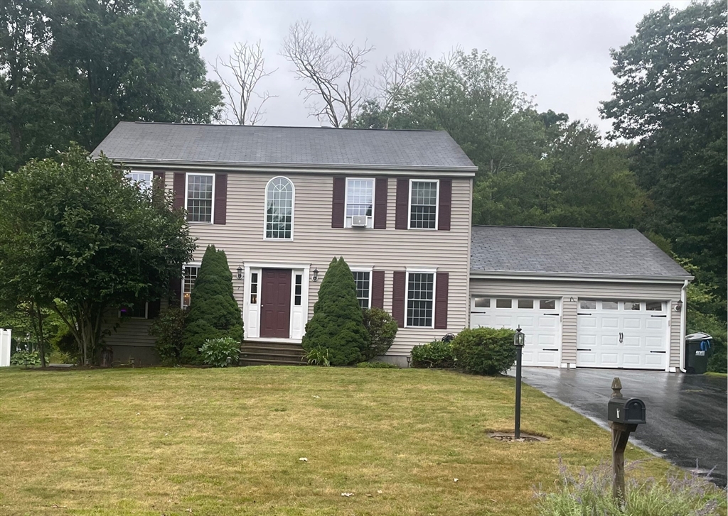 Ash Ln, Dudley, MA 01571