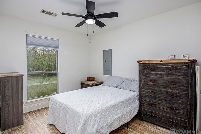 21260 Diversion Canal Rd, House other with 2 bedrooms, 2 bathrooms and null parking in Maurepas LA | Image 15