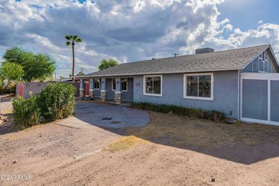 312 S Elmont Drive, House other with 5 bedrooms, 2 bathrooms and null parking in Apache Junction AZ | Image 3