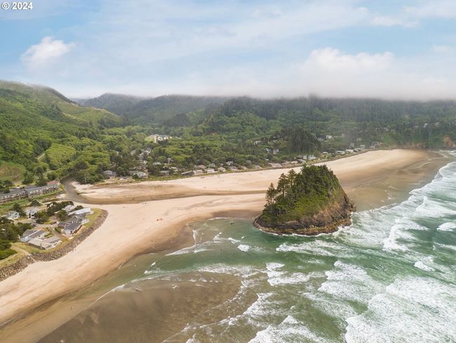 49800 Proposal Rock Loop, House attached with 3 bedrooms, 3 bathrooms and 2 parking in Neskowin OR | Image 34