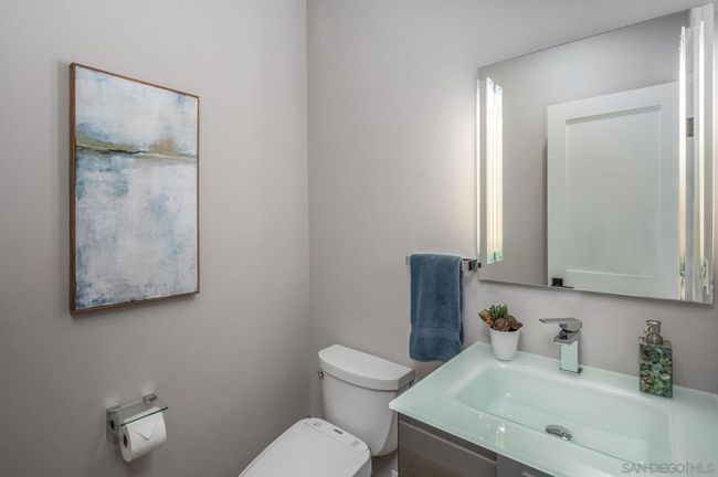 2687 State St, Condo with 2 bedrooms, 3 bathrooms and 2 parking in Carlsbad CA | Image 15