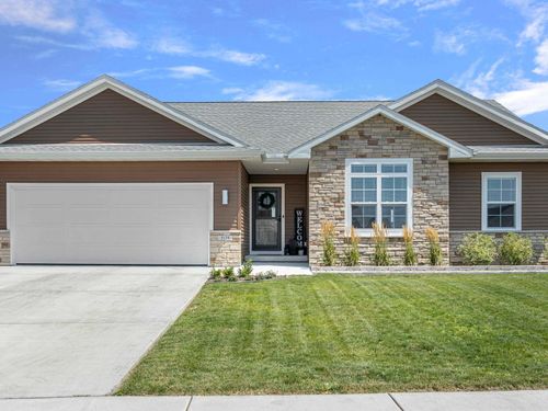 5138 Fairmont Dr, Milton, WI, 53563-8530 | Card Image