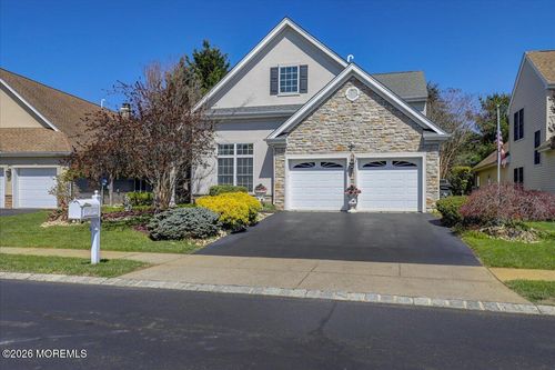 15 Crawford Rd, Manalapan, NJ, 07726-8394 | Card Image