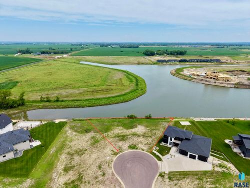 2735 N Swan Cir Circle, Tea, SD, 57064 | Card Image