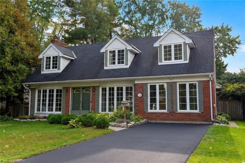 274 Belvenia Rd, Burlington, ON, L7L2G4 | Card Image