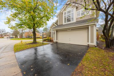 1941 N Windham Court, House other with 3 bedrooms, 2 bathrooms and 2 parking in Arlington Heights IL | Image 3