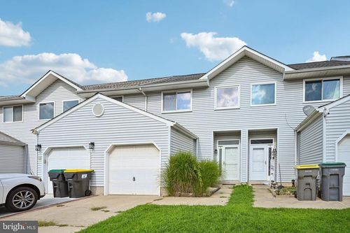 8 O Rourke Ct, NEWARK, DE, 19702-6836 | Card Image