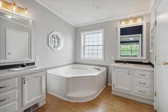 1515 Lakeside Dr, House other with 3 bedrooms, 2 bathrooms and null parking in Harbor Beach MI | Image 17