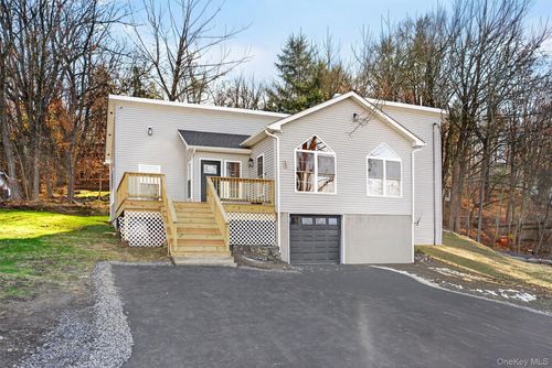 19 Grandview Trl, Monroe, NY, 10950-6623 | Card Image