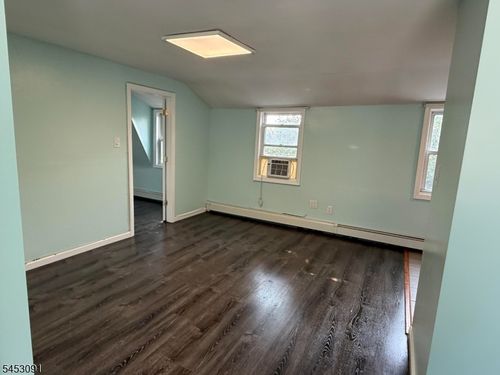 2-32 William St, Nutley, NJ, 07110-2720 | Card Image