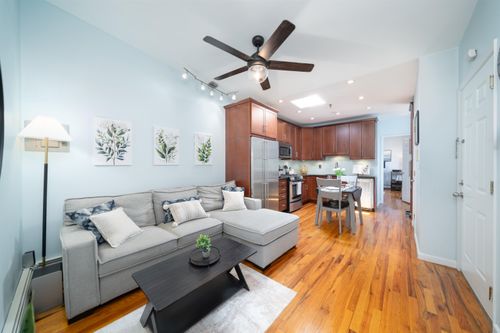 3-109 Coles St, Jersey City, NJ, 07302-1915 | Card Image