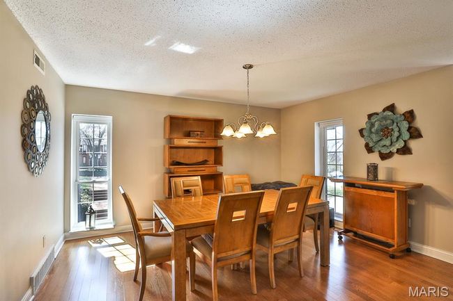 APT-4 - 917 Claytonbrook Dr, Condo with 2 bedrooms, 2 bathrooms and 2 parking in Ballwin MO | Image 8