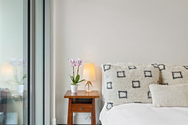 APT-2202 - 501 West Ave, Condo with 1 bedrooms, 2 bathrooms and null parking in Austin TX | Image 16