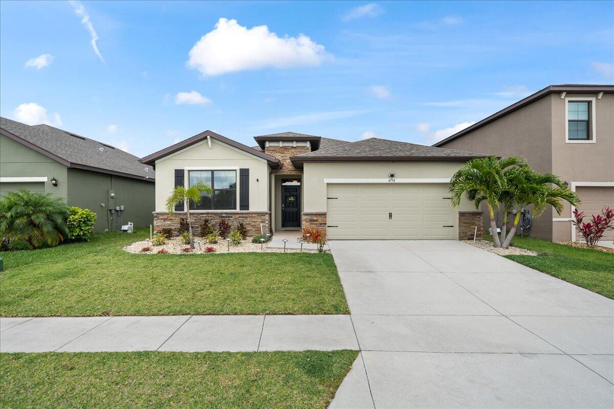 Magenta Isles Dr, Melbourne, FL 32904