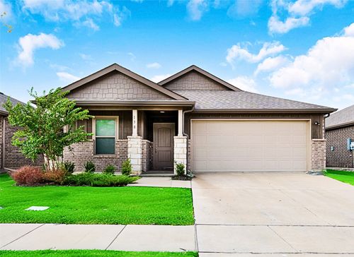 124 Brookline Dr, Terrell, TX, 75160-3945 | Card Image