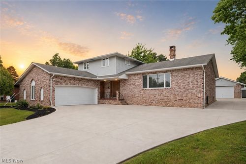 3350 Wallings Rd, North Royalton, OH, 44133-3138 | Card Image