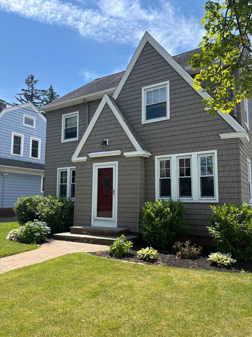 60 Ardmore St, Hamden, CT, 06517-1300 | Card Image