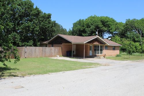 400 S Vick St, Decatur, TX, 76234-3208 | Card Image