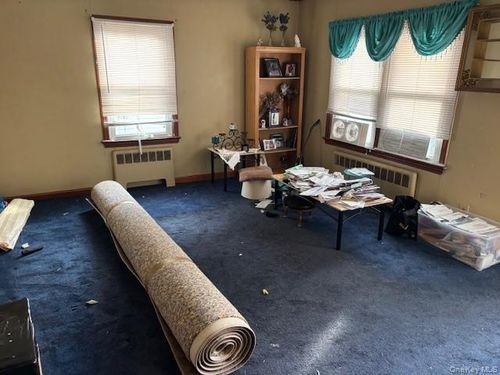 364 Hamilton Avenue, Riverhead, NY, 11901 | Card Image