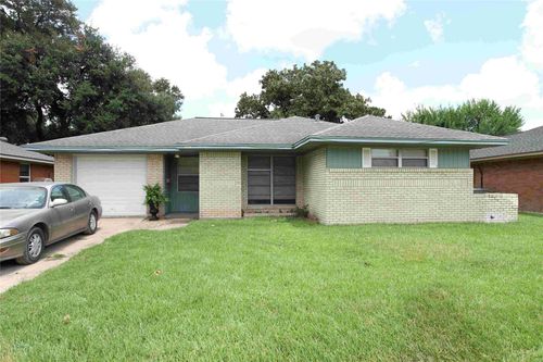 329 Robin St, Deer Park, TX, 77536-2660 | Card Image