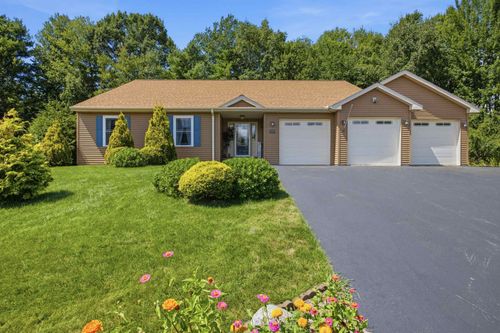 77 Linny Ln, Laconia, NH, 03246-4600 | Card Image