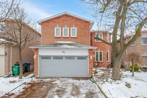 40 Kirk Dr, Brampton, ON, L6X4E5 | Card Image