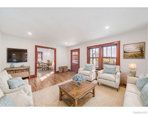 2164 State Route 32, Modena, NY, 12548-5211 | Card Image