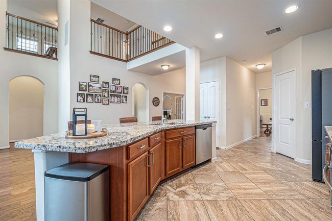 9215 Union Meadow Ln, House other with 4 bedrooms, 4 bathrooms and 2 parking in Cypress TX | Image 8