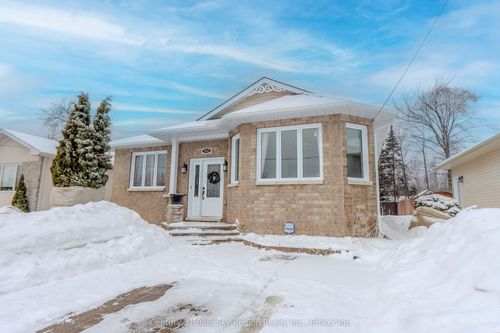 166 Carmichael Dr, North Bay, ON, P1B8G2 | Card Image