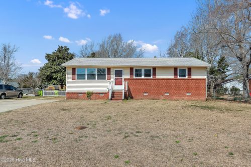 306 S Glancy St, Swansboro, NC, 28584-8745 | Card Image