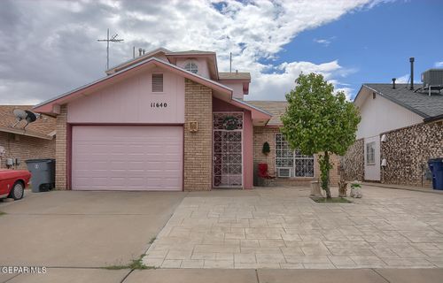 11640 Tony Acosta Ct, El Paso, TX, 79936-0603 | Card Image