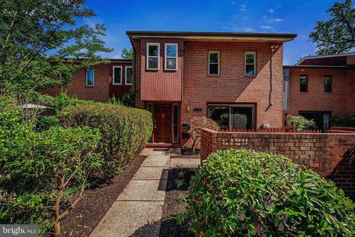 6128 Buckingham Manor Dr, BALTIMORE, MD, 21210-1004 | Card Image