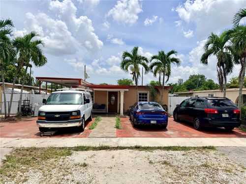 142 E 45th Street, Hialeah, FL, 33013 | Card Image