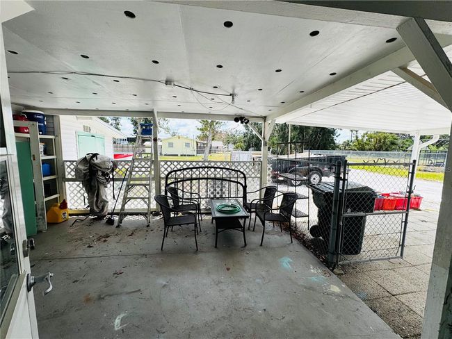 outside rear patio | Image 46