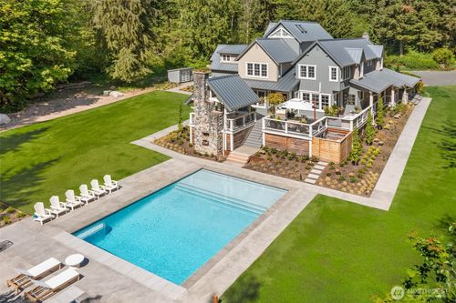 20313 217th Ave Ne, Woodinville, WA, 98077-7143 | Card Image