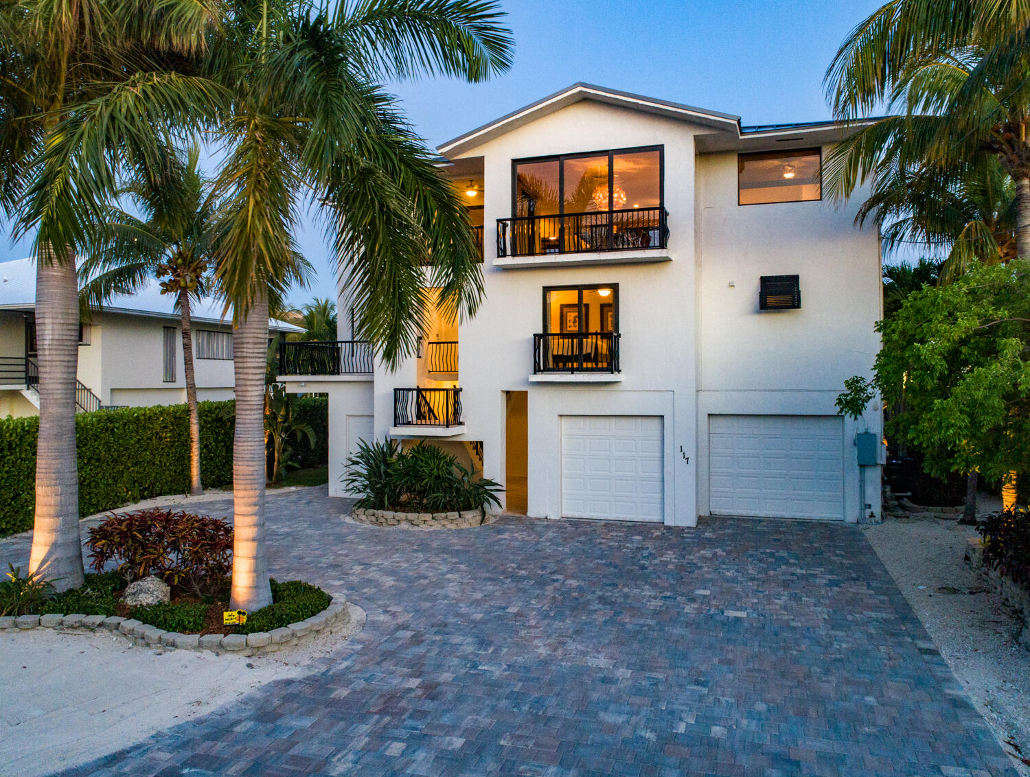 Buena Vista Ct, Islamorada, FL 33036
