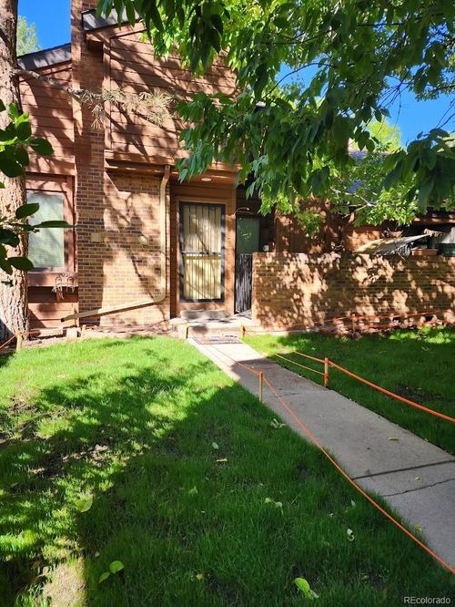 apt-365-2685 S Dayton Way, Denver, CO, 80231-3970 | Card Image