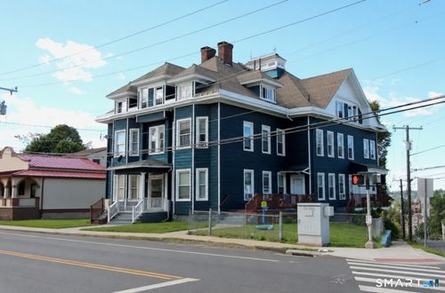 570-#3B Broad Street, Meriden, CT, 06450 | Card Image