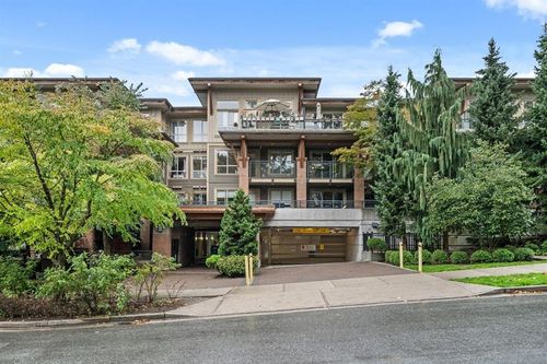 332-1633 Mackay Avenue, North Vancouver, BC, V7P0A2 | Card Image