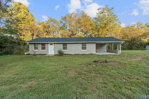 523 Wesley Childers Rd, New Hope, AL, 35760-8572 | Card Image