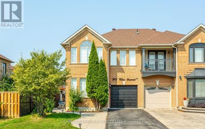 3823 Talias Cres, House other with 4 bedrooms, 3 bathrooms and 4 parking in Mississauga ON | Image 3