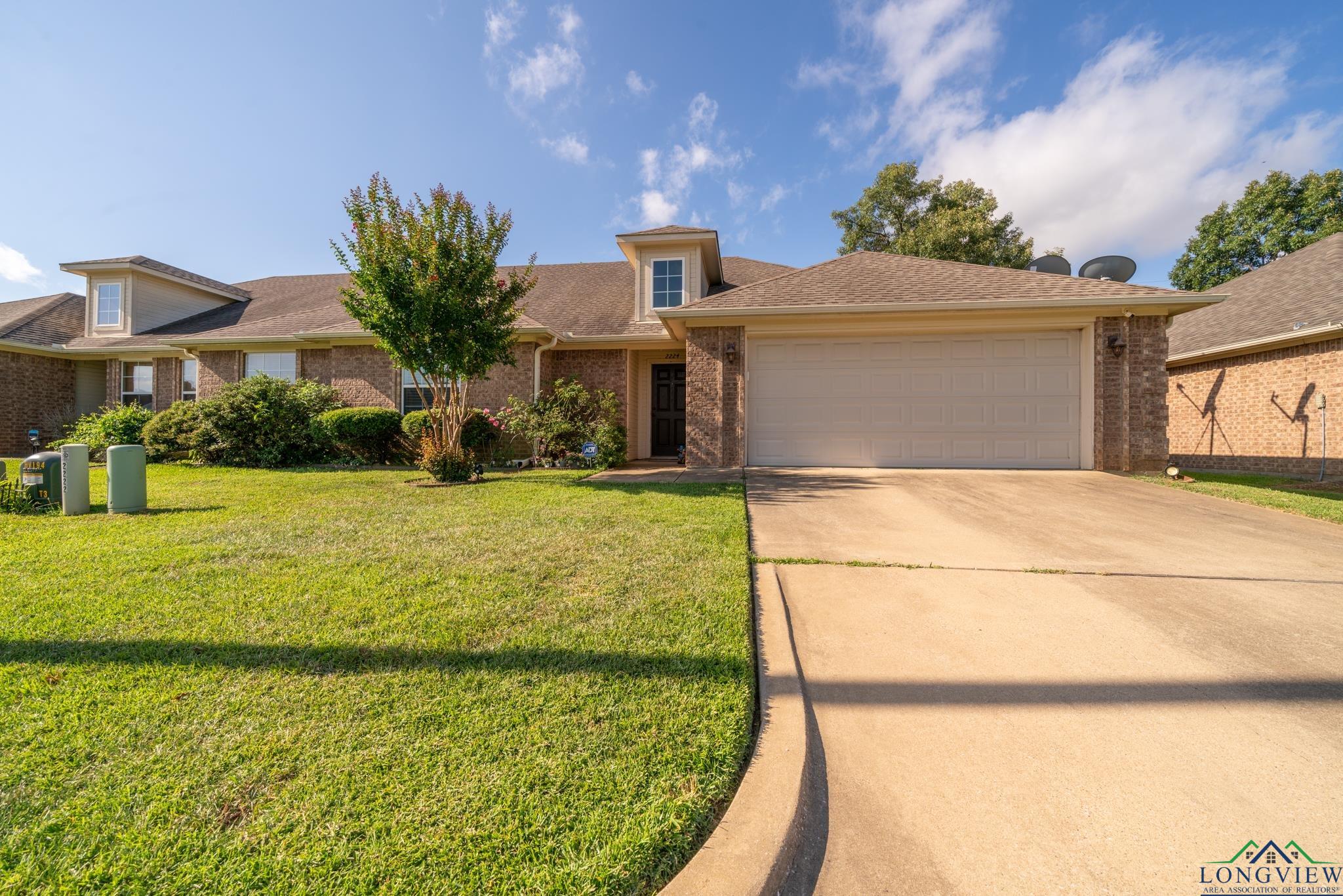 Woodgrove Ln, Longview, TX 75605