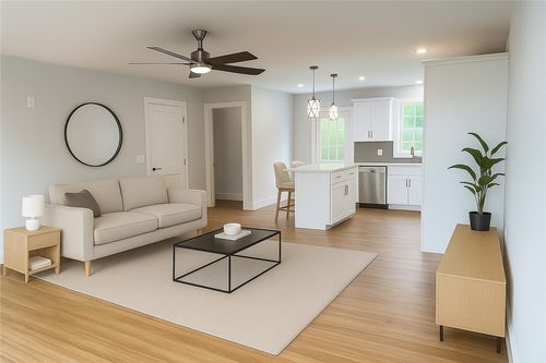 5 Crawford St, West Warwick, RI, 02893-4925 | Card Image