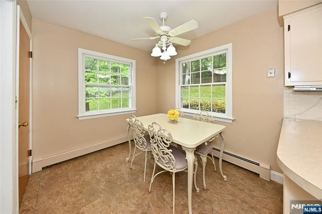 388 Holly Dr, House other with 3 bedrooms, 2 bathrooms and null parking in Wyckoff NJ | Image 12