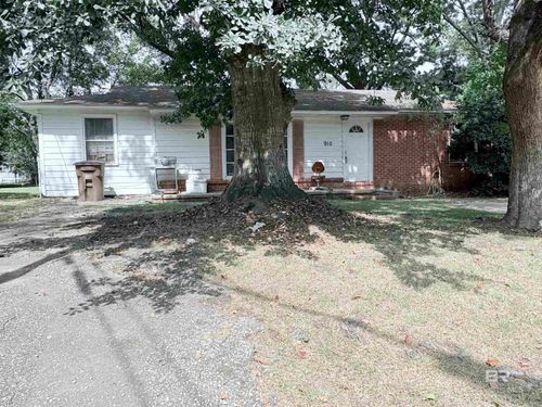 910 Gulf Terra Ct, Mobile, AL, 36605-2407 | Card Image