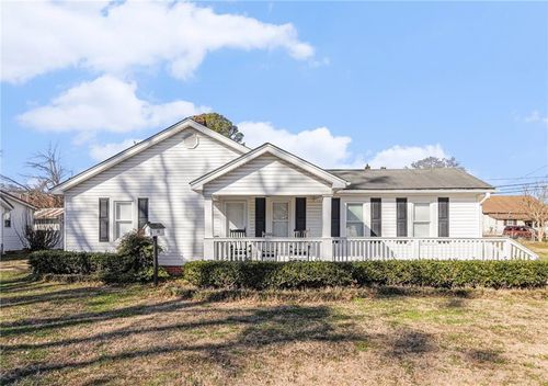 28 Walnut St, Aragon, GA, 30104-2242 | Card Image